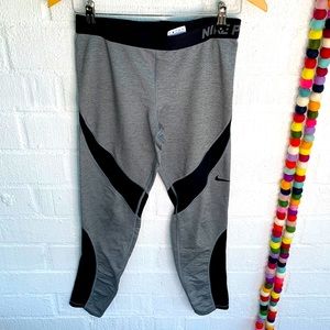 Nike Pro Yoga Running Leggings sz L